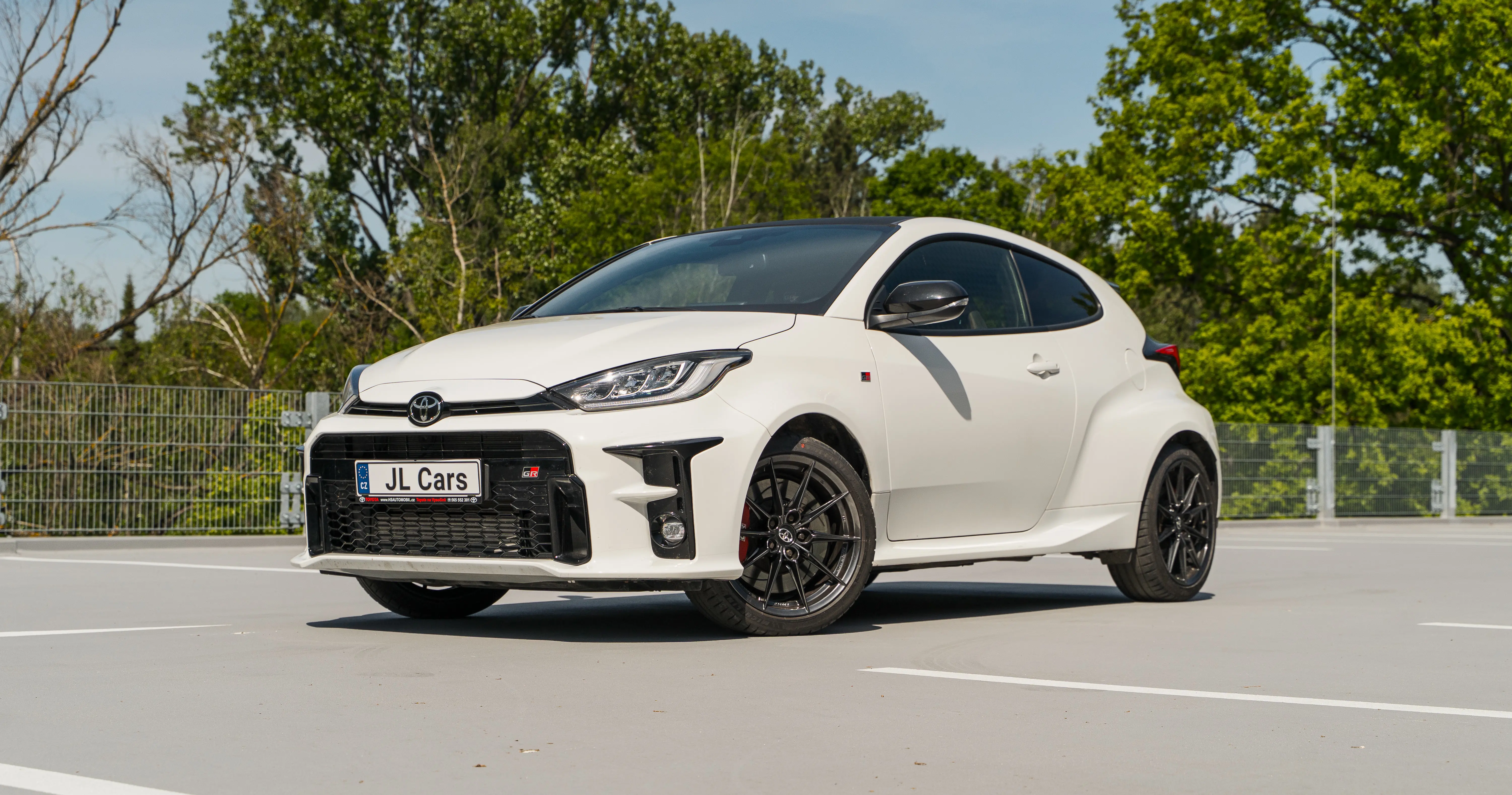 Toyota Yaris GR-FOUR - Image 2