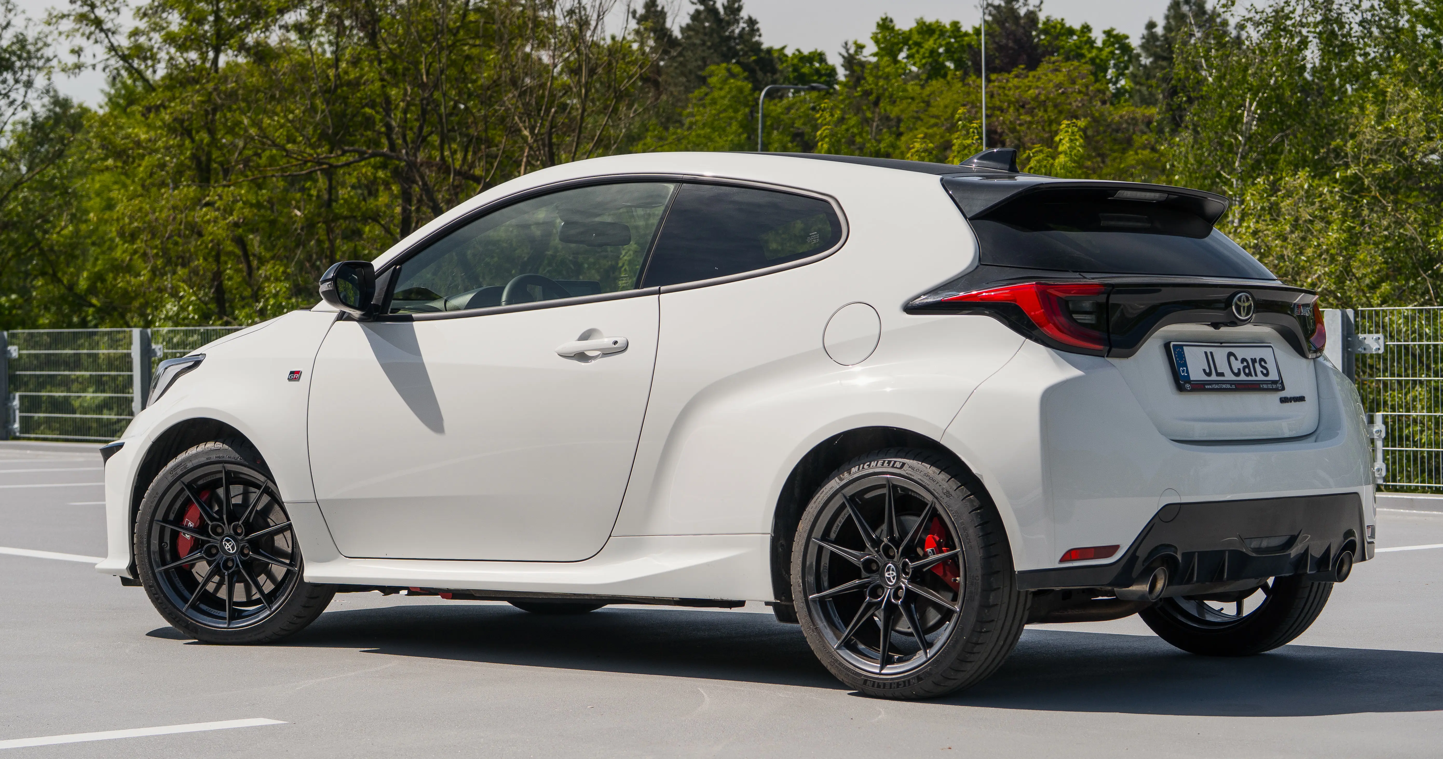 Toyota Yaris GR-FOUR - Image 9