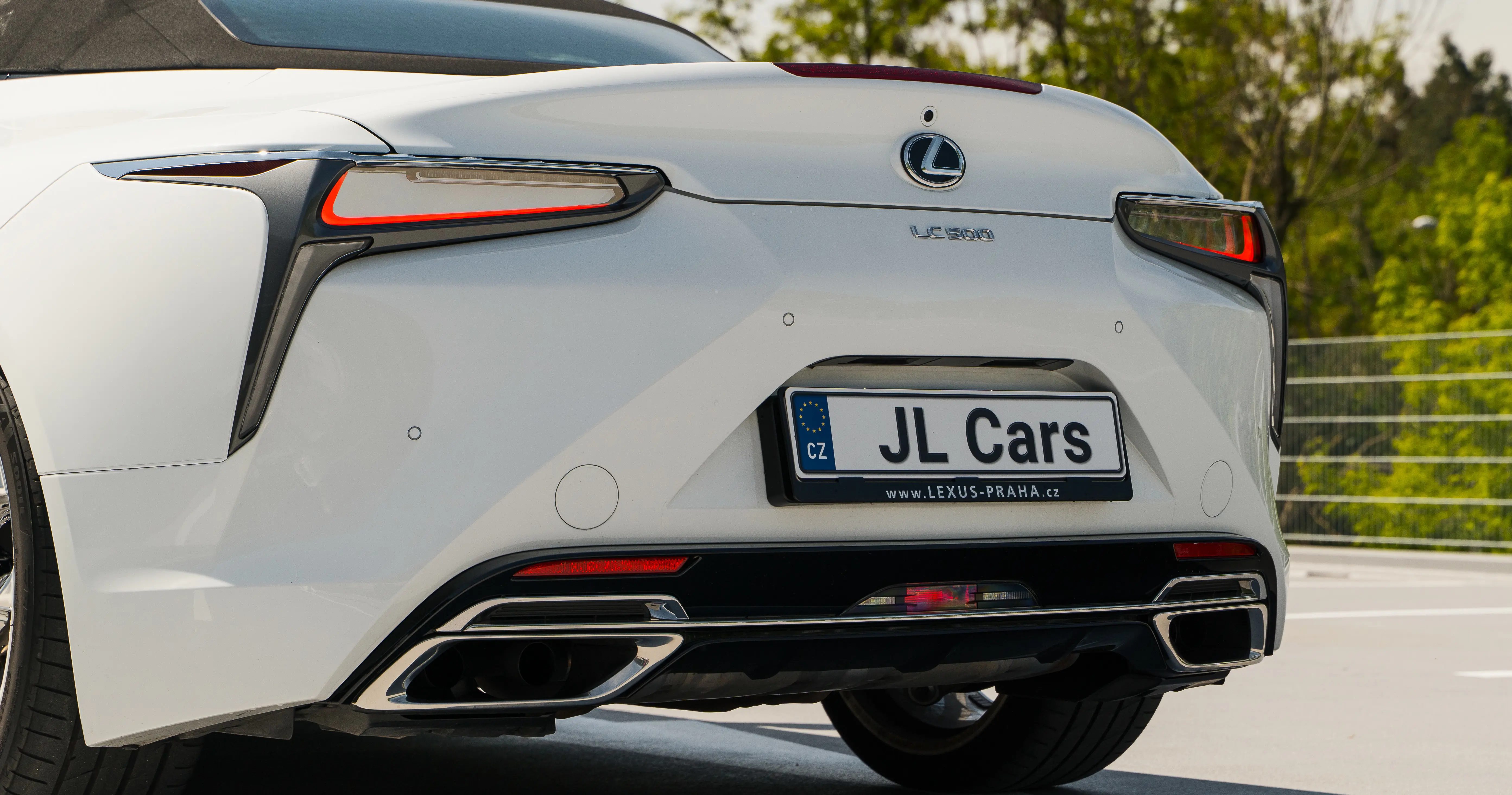 Lexus LC 500 Convertible Sport+ - Image 4