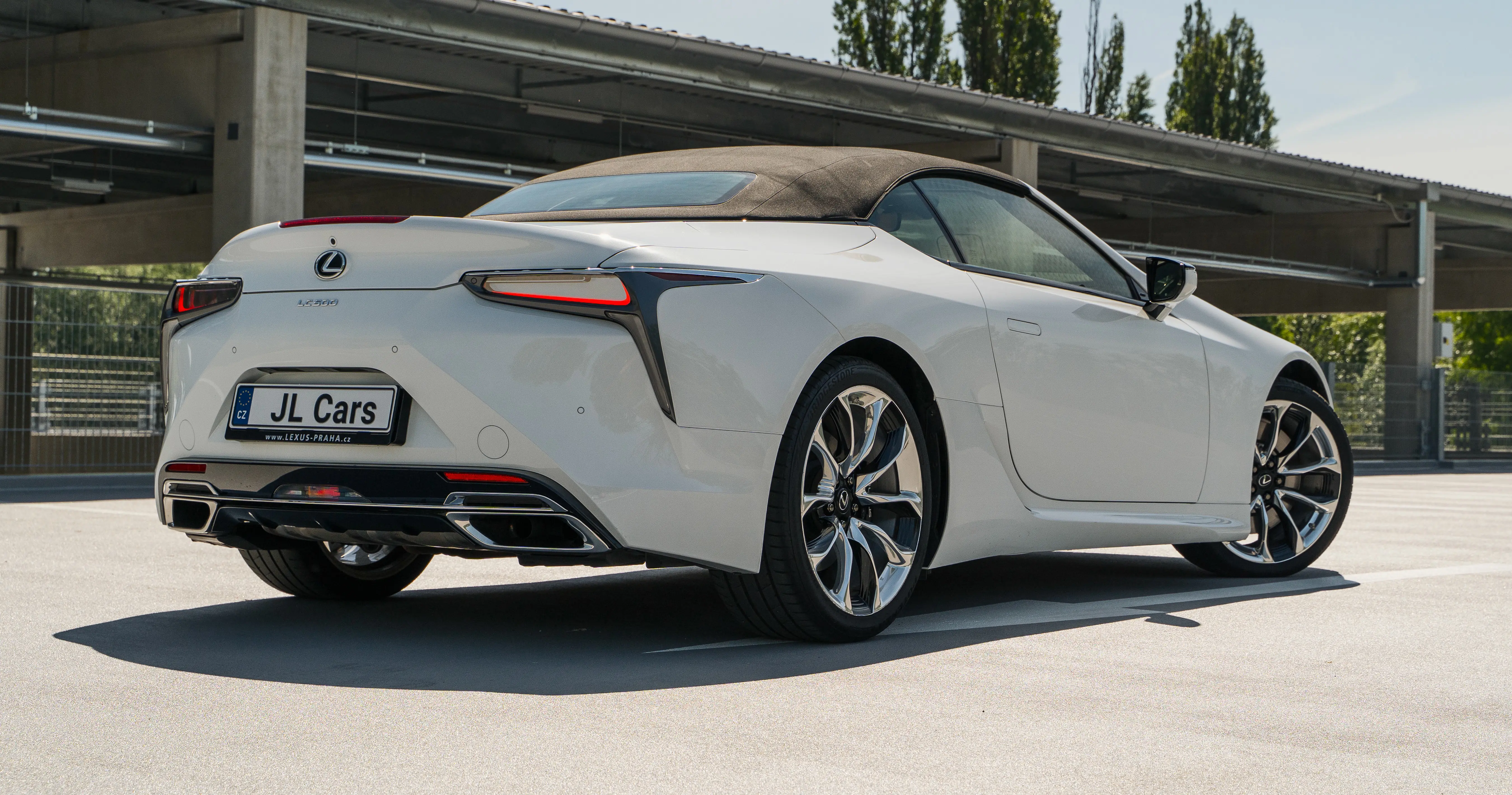 Lexus LC 500 Convertible Sport+ - Image 5