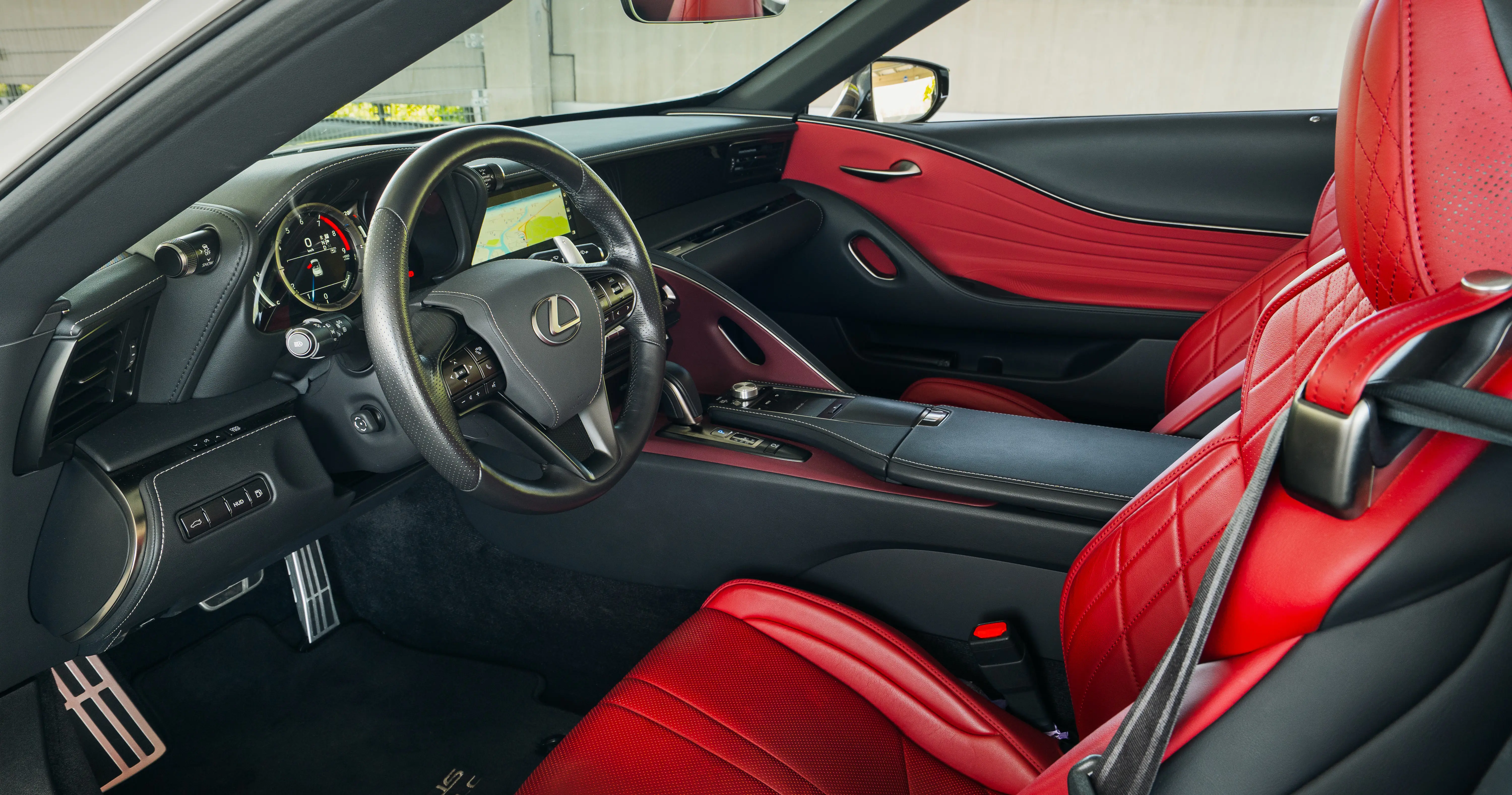 Lexus LC 500 Convertible Sport+ - Image 10