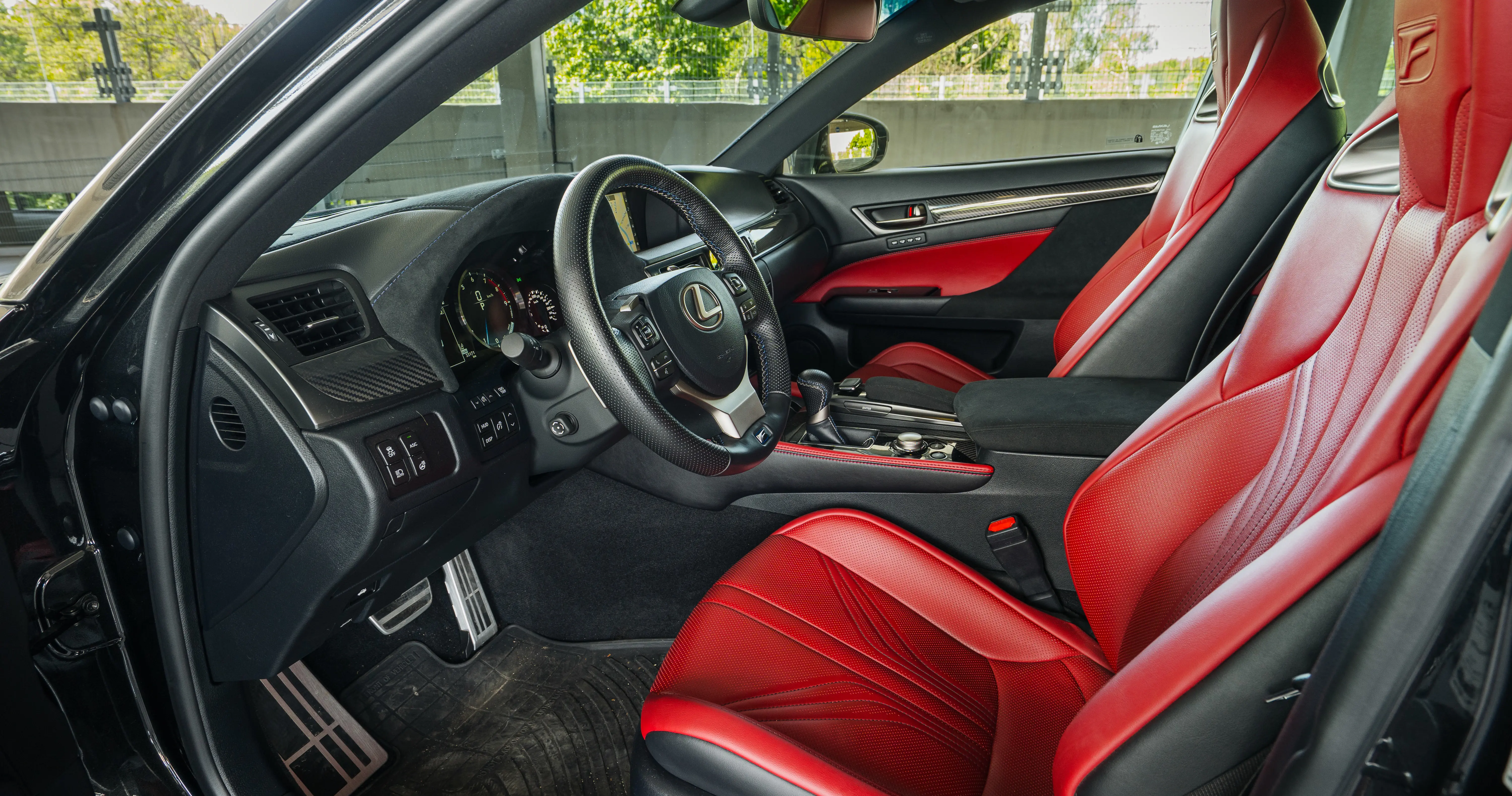 Lexus GS-F - Image 11